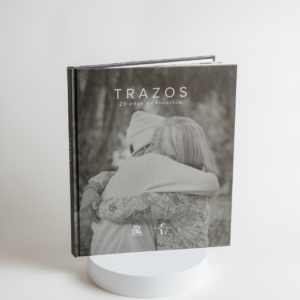 Libro “Trazos; veinte años de vocación”