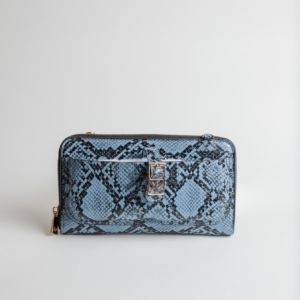 Estuche para celular marca Cloe (color azul)