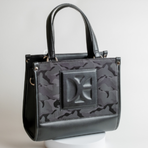 Tote grande marca Cloe (color negro)